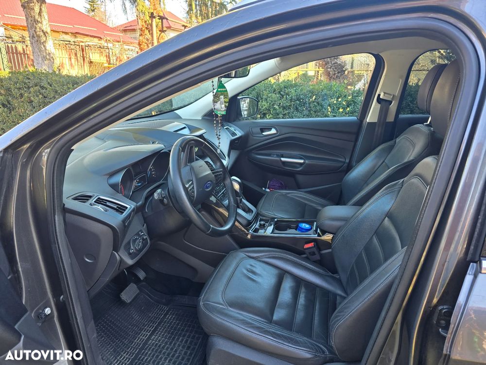 Ford Kuga 2.0 TDCi 4WD Powershift Titanium - 5