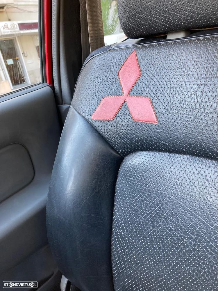 Mitsubishi L200 2.5 TD CD - 32