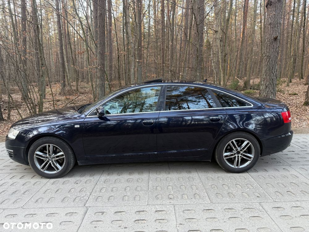 Audi A6 Limousine 2.4 - 2