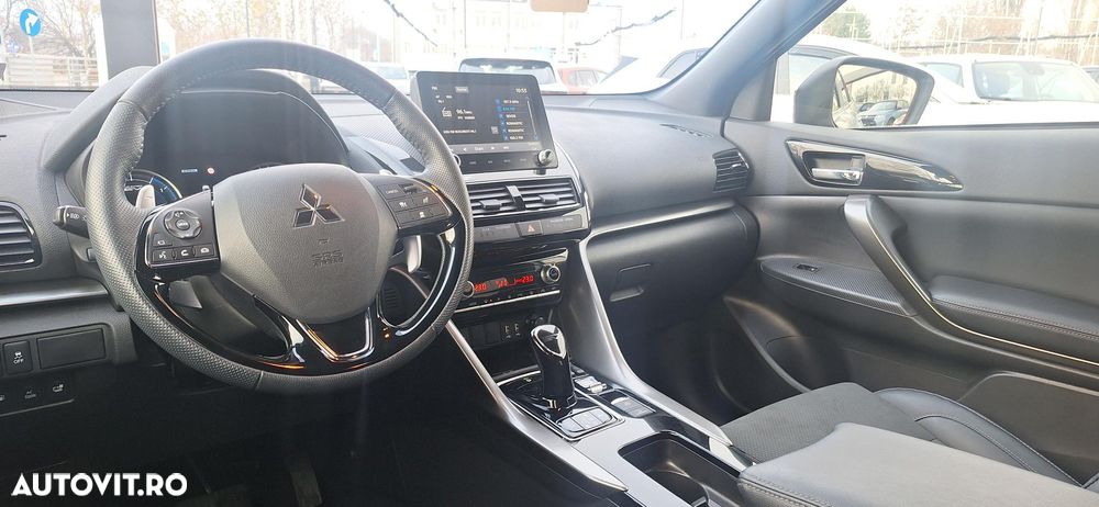 Mitsubishi Eclipse-Cross PHEV Intense+ Black - 11