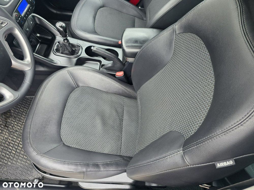 Hyundai ix35 1.6 2WD blue Style - 27