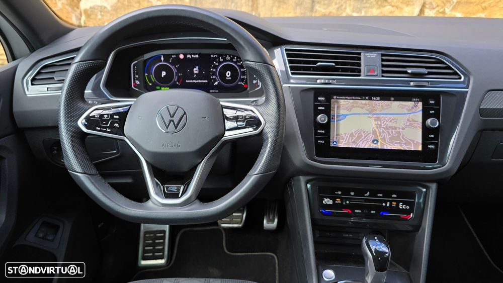VW Tiguan 1.4 TSI eHybrid R-Line DSG - 13