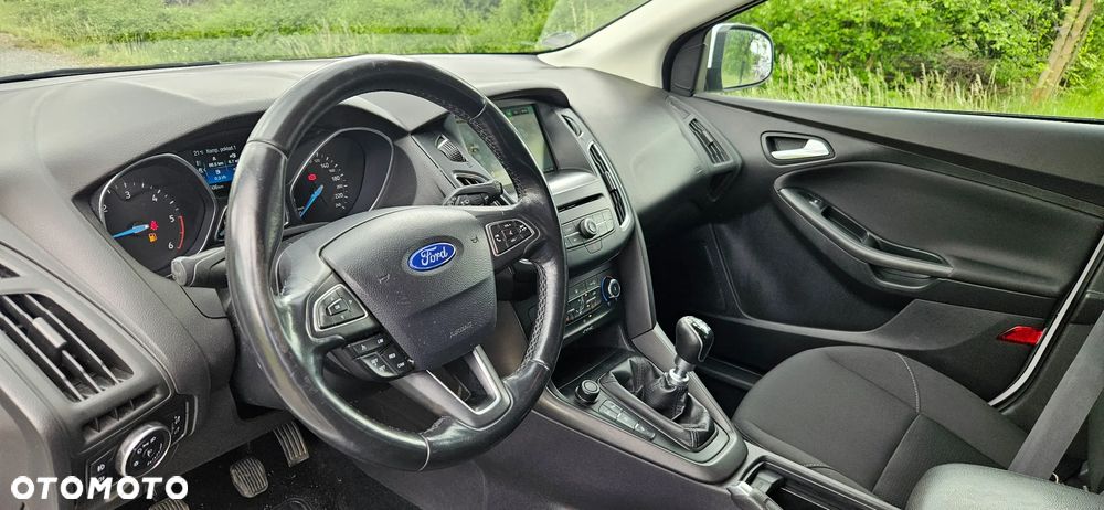 Ford Focus 1.6 TDCi DPF Start-Stopp-System SYNC Edition - 12