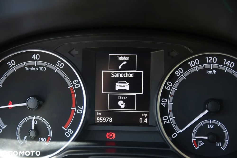 Skoda Fabia 1.0 MPI Clever - 32