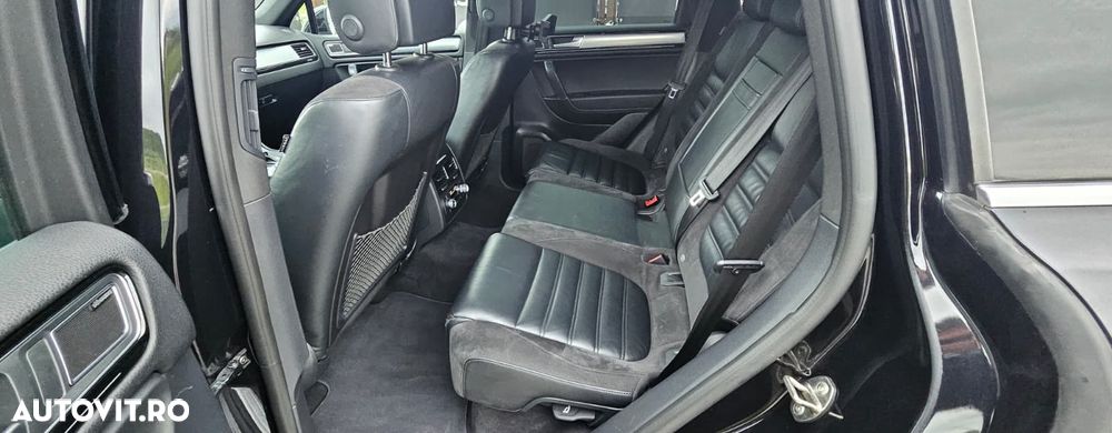 Volkswagen Touareg - 13