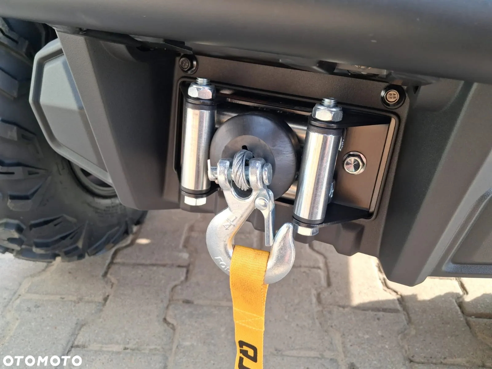 QJMOTOR SFA 600 - 25