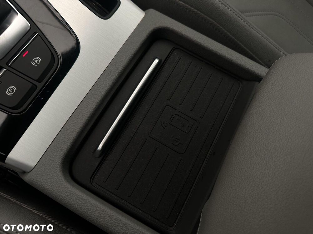 Audi Q5 Sportback - 28