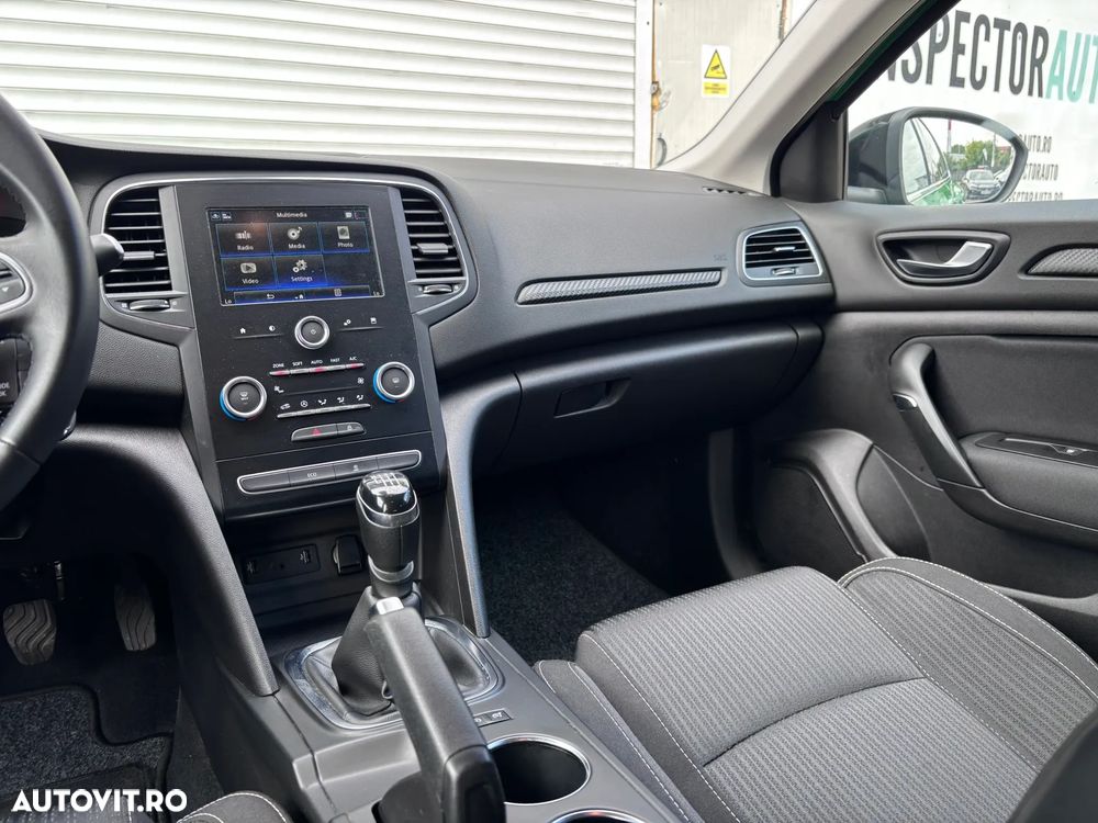 Renault Megane BLUE dCi 115 ZEN - 30