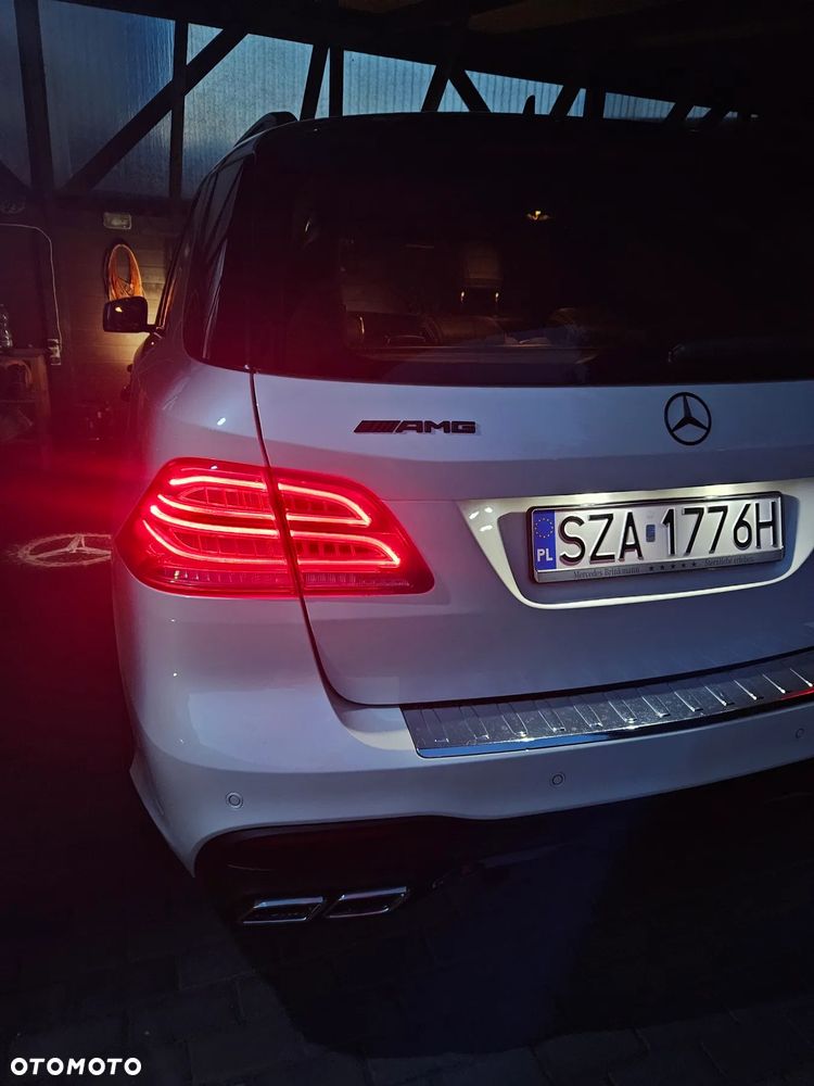 Mercedes-Benz GLE 350 d 4-Matic - 25