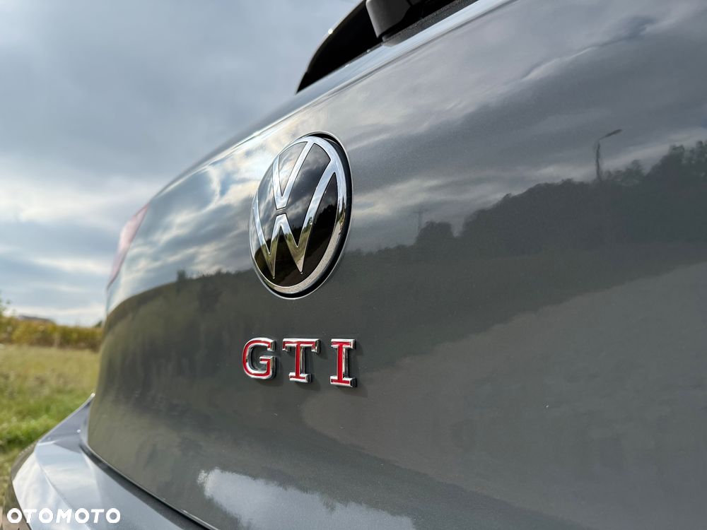 Volkswagen Golf VIII 2.0 TSI GTI DSG - 9