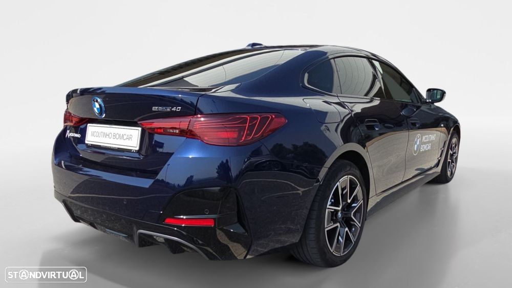 BMW i4 eDrive40 Pack Desportivo M - 4