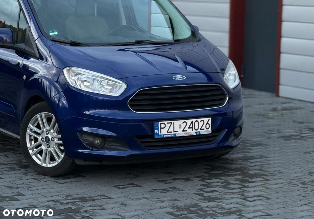 Ford Tourneo Courier - 13