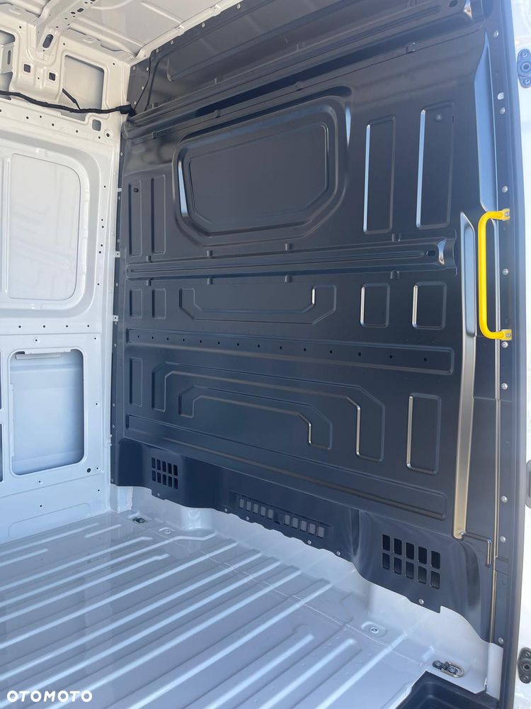 Volkswagen Crafter - 7