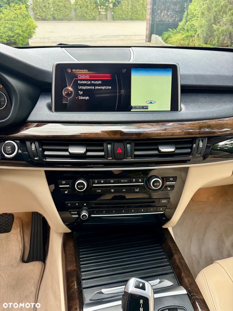 BMW X5 xDrive35i Edition Exclusive - 17