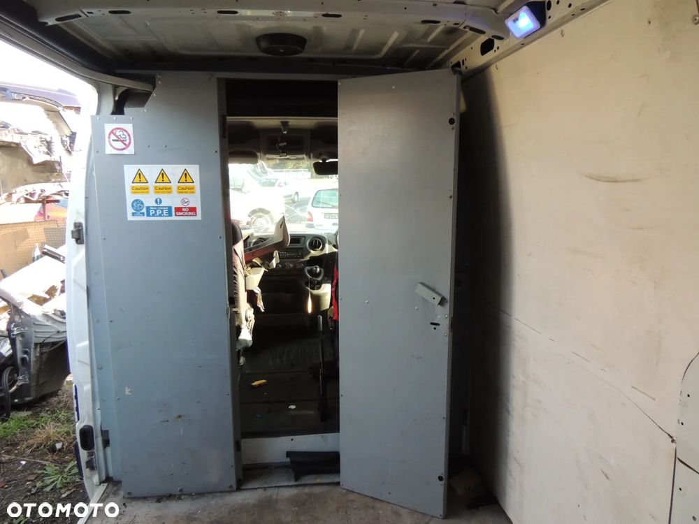 Ściana grodziowa Movano Master NV400 H2