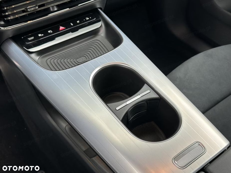Mercedes-Benz GLB 200 mHEV 8G-eDCT - 9