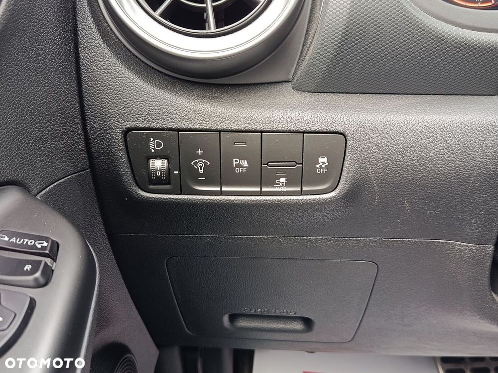 Hyundai Kona 64kWh Smart - 34