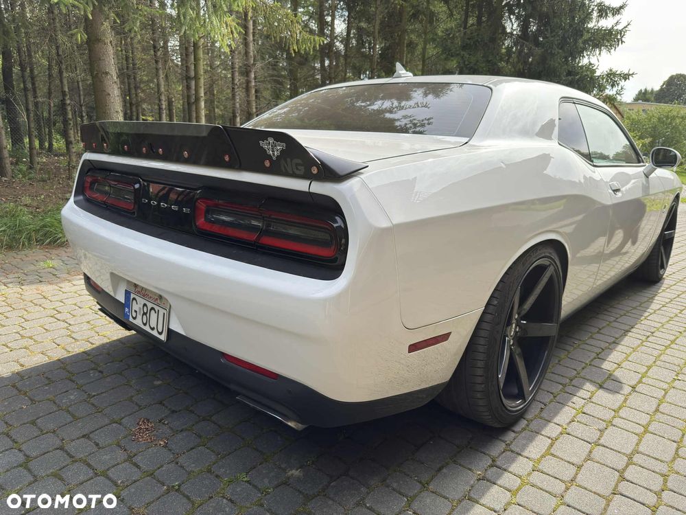 Dodge Challenger Automatik R/T Plus Scat Pack - 4