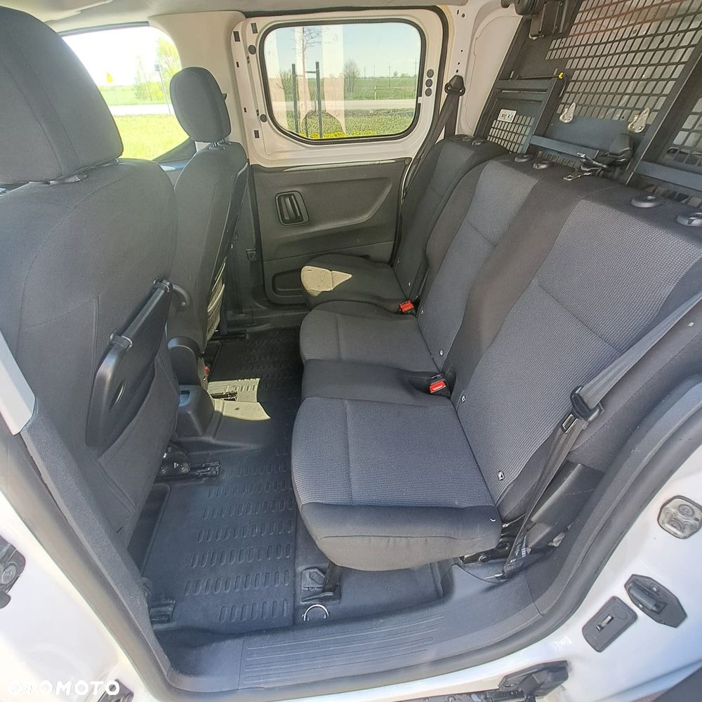 Opel Combo 1.5 D Start/Stop - 9