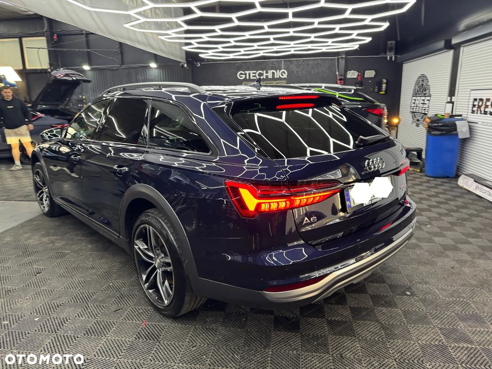 Audi A6 Allroad - 6
