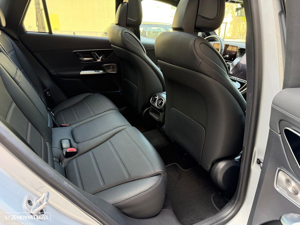 Mercedes-Benz GLC 300 e 4Matic 9G-TRONIC Avantgarde Advanced - 35