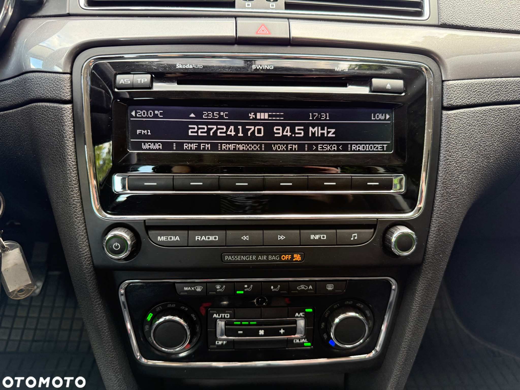 Skoda Superb 2.0 TDI Ambition - 25