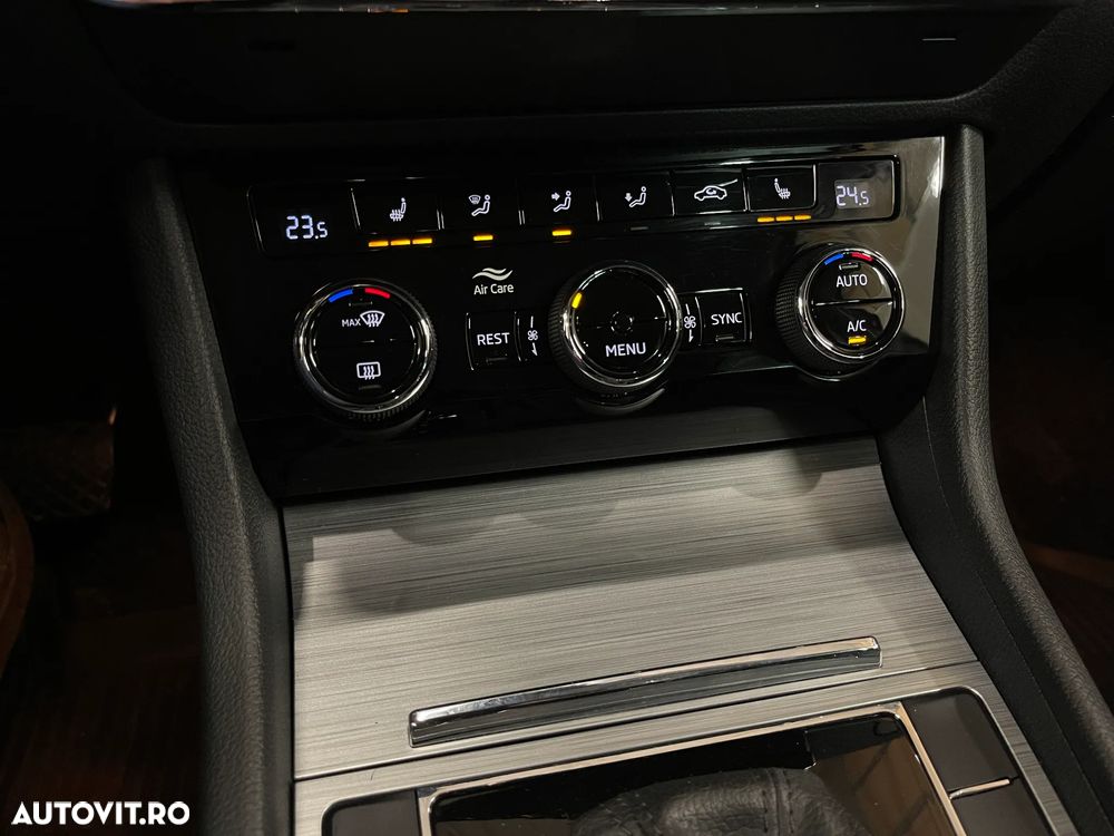 Skoda Superb 2.0 TDI DSG Ambition - 20