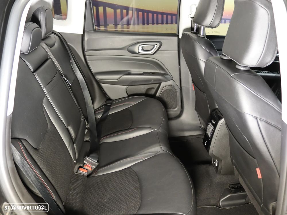 Jeep Compass 1.3 T-GDI 4xe Auto Trailhawk - 14