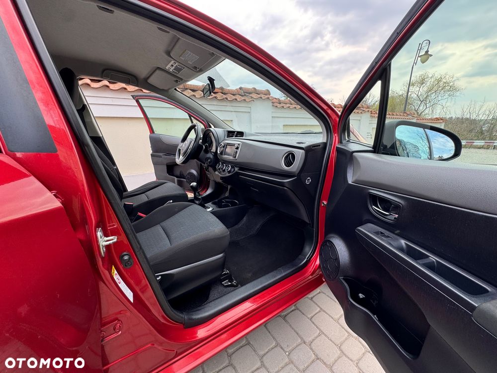 Toyota Yaris - 33