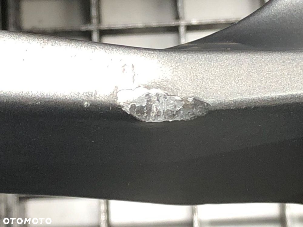 FELGA ALUMINIOWA 18 8,5J 5X120 CENTR 72 ET 35  BMW   ADV11 8518 - 5