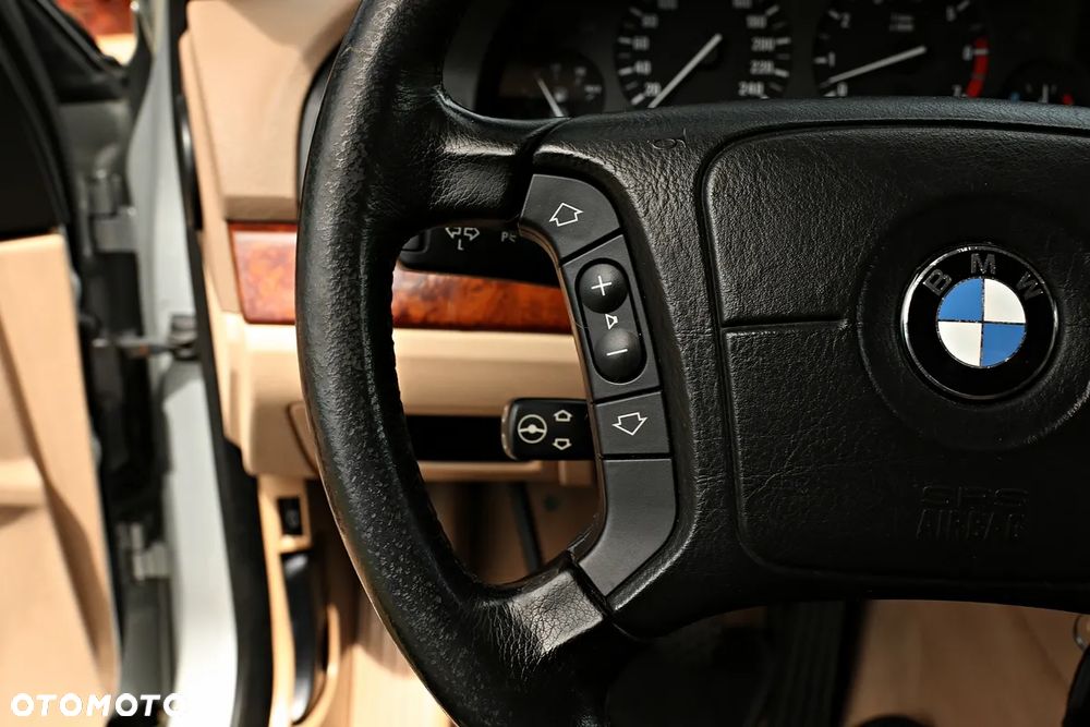 BMW Seria 5 535i - 26