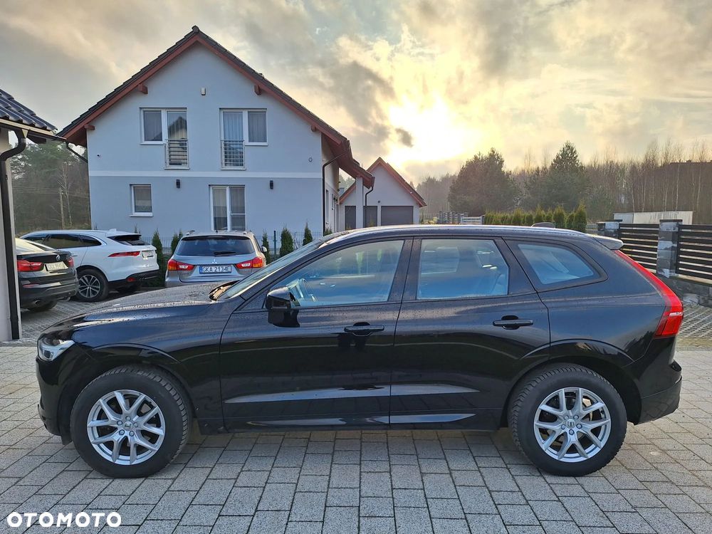 Volvo XC 60 D4 AWD Geartronic Momentum - 8