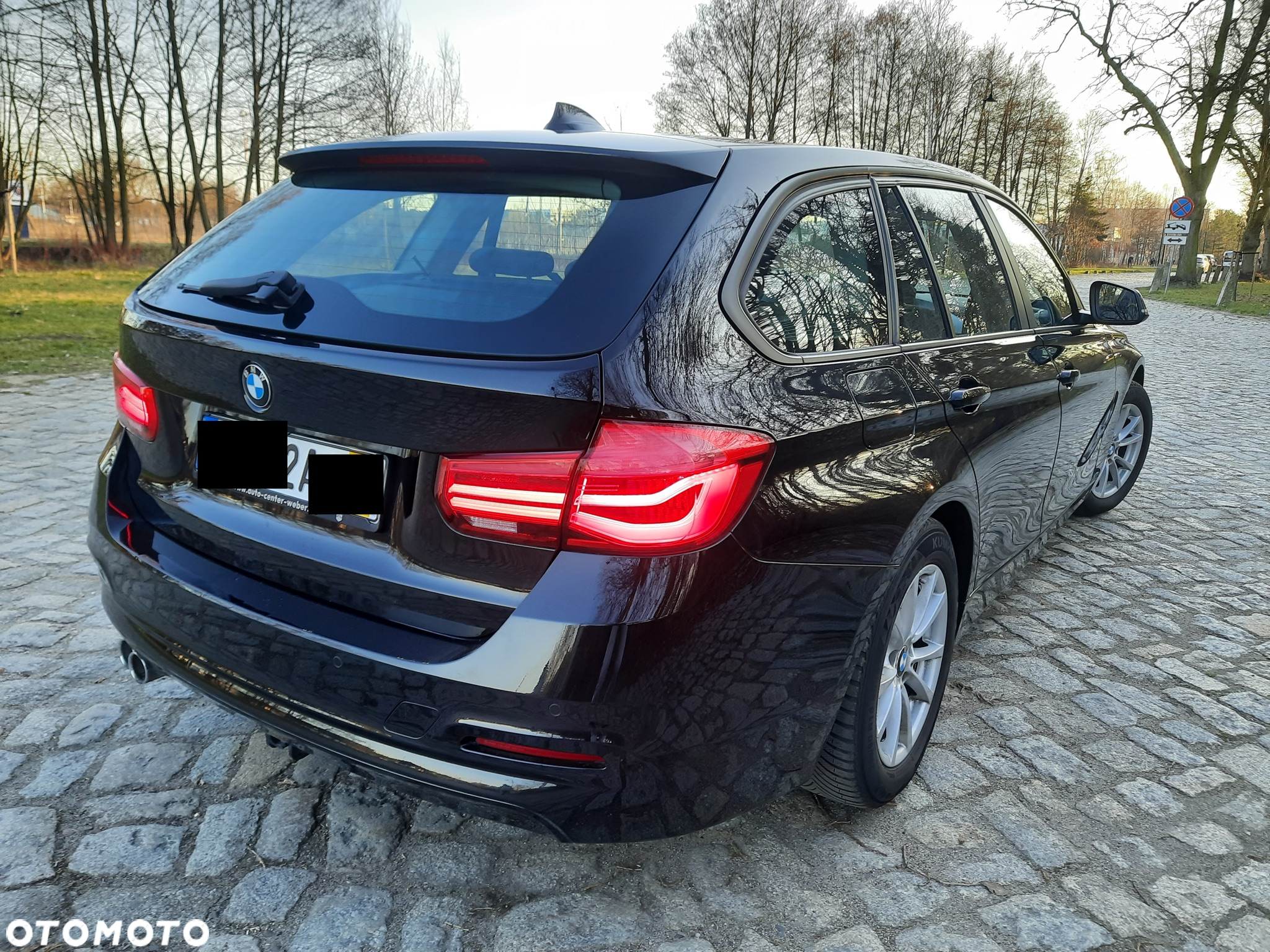 BMW Seria 3 320d Touring Advantage - 11