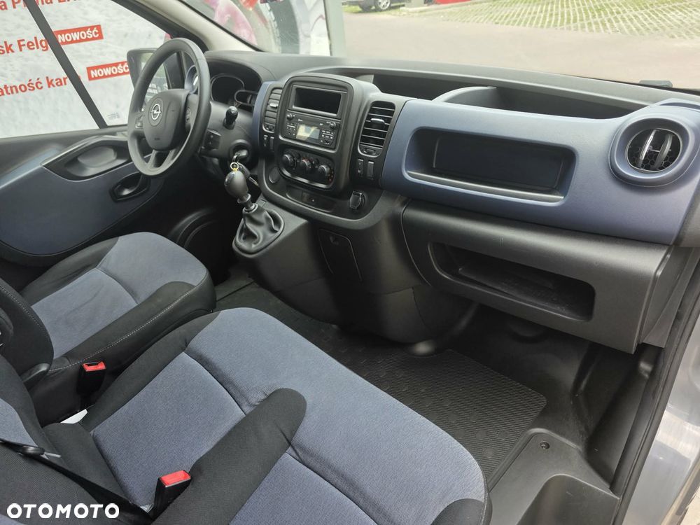 Opel Vivaro - 18