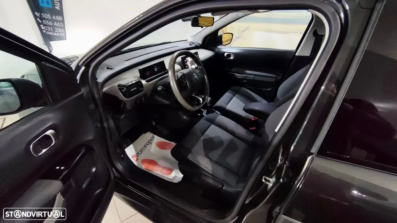 Citroën C4 Cactus 1.2 PureTech Shine EAT6 - 11