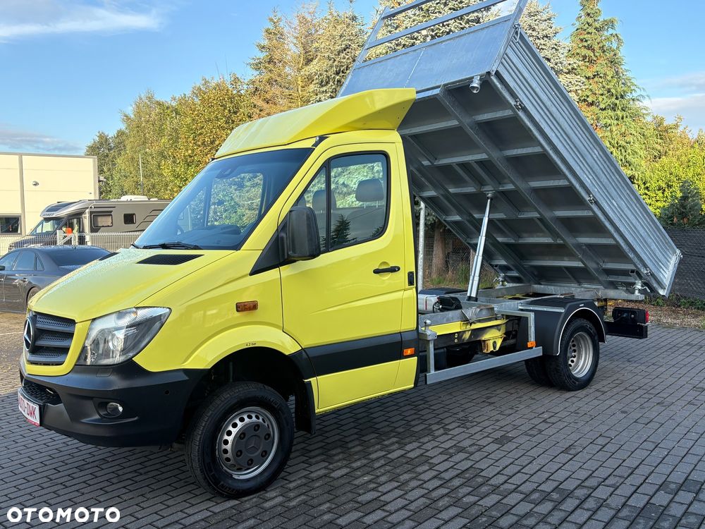 Mercedes-Benz Sprinter - 2