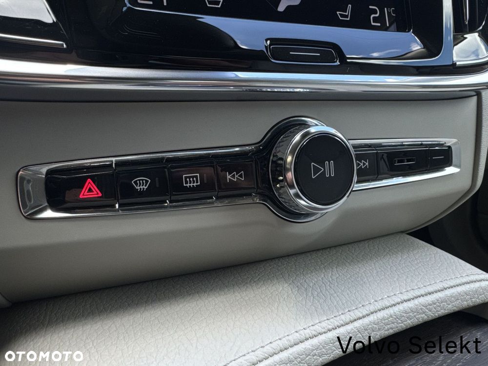 Volvo S90 - 25
