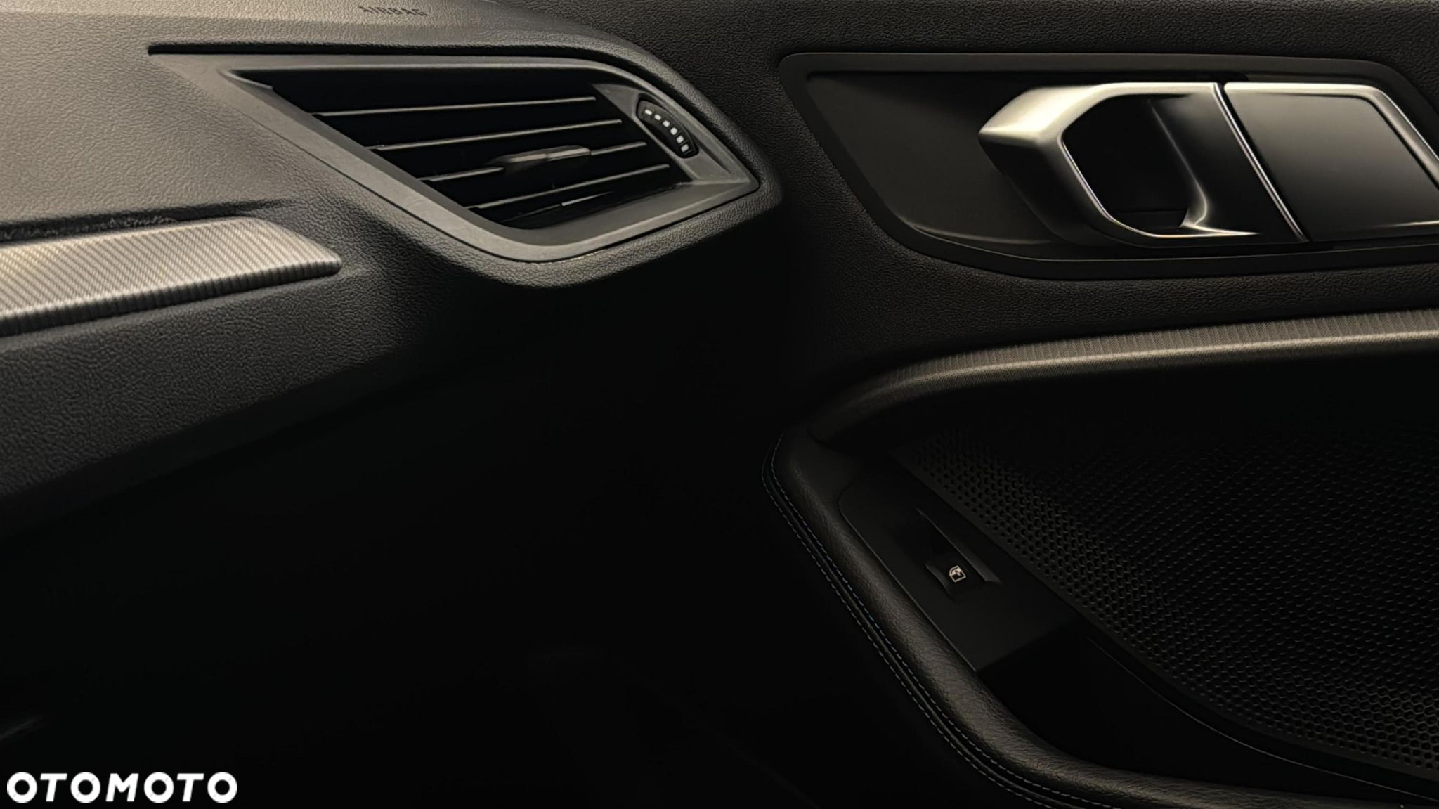 BMW Seria 1 118i - 30