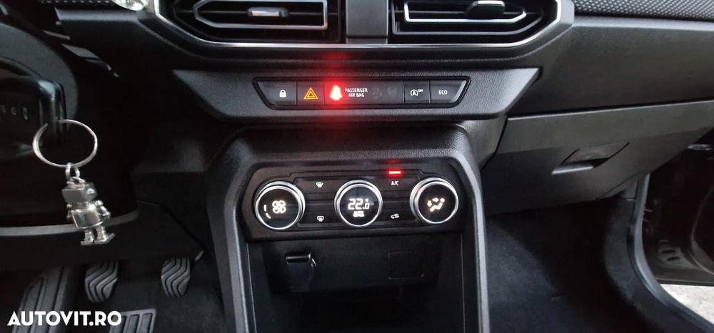 Dacia Logan TCe 90 MT6 Comfort - 11