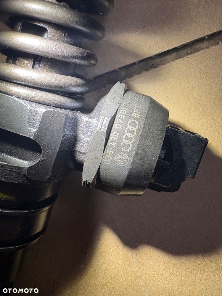 Pompowtryskiwacz Audi 038 130 073BL - 3