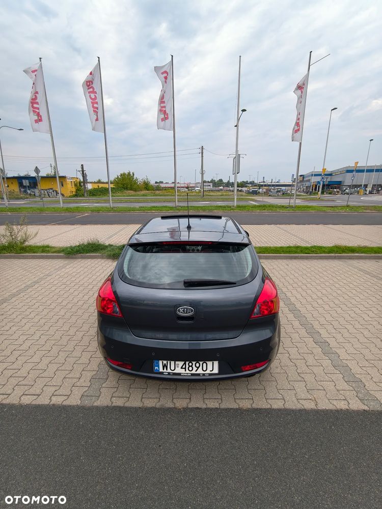 Kia ProCeed 2.0 Optimum + - 12
