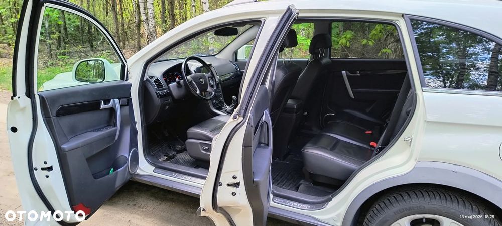 Chevrolet Captiva 2.2 D LTZ - 13
