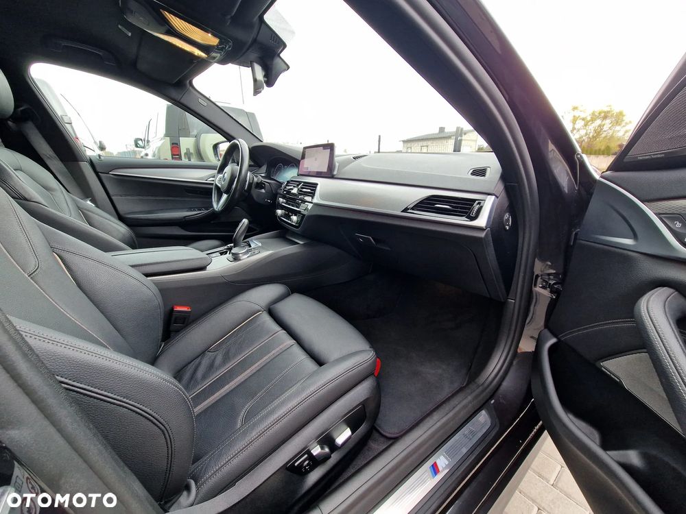 BMW Seria 5 530i GPF M Sport sport - 6