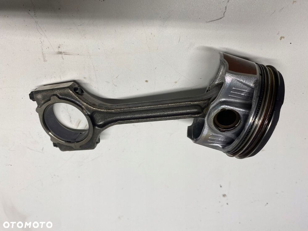 TŁOK KORBOWÓD HYUNDAI I20 III KIA RIO VI 1.2 G4LF - 2