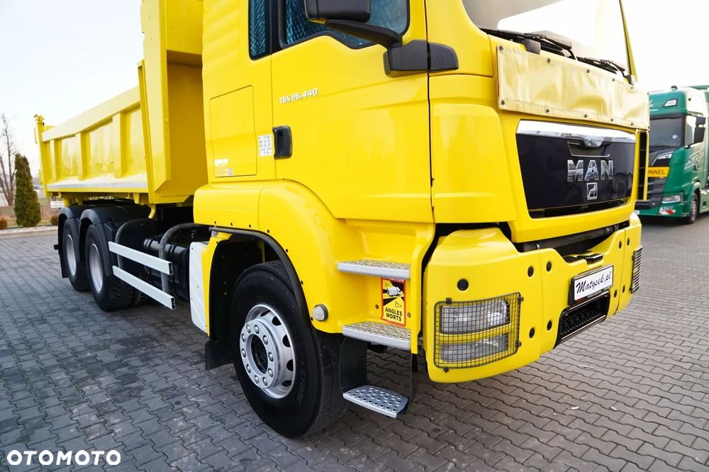 MAN TGS 26.440 / 6X4 / 2 STRONNA WYWROTKA / HYDROBURTA / AUTOMAT / KABINA SYPIALNA - 12
