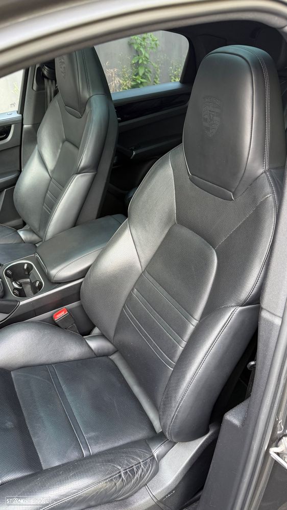 Porsche Cayenne S E-Hybrid - 15