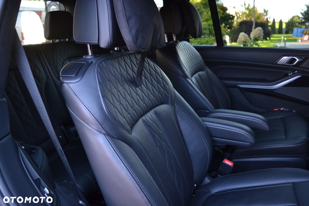 BMW X7 - 18