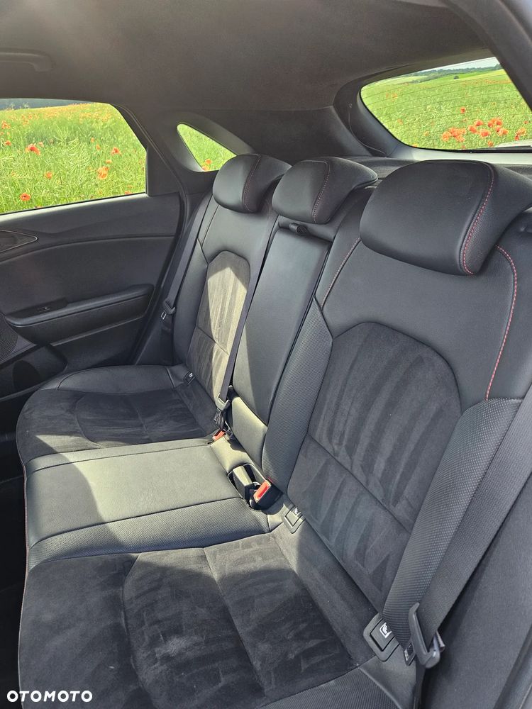 Kia Ceed 1.6 T-GDI GT DCT - 19