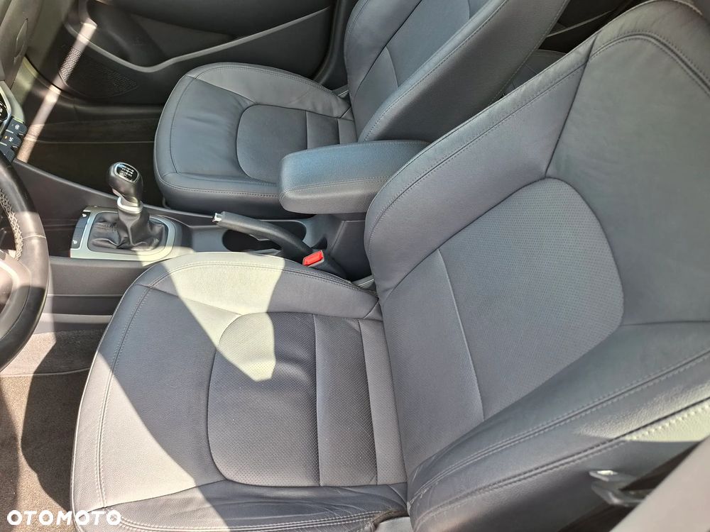 Kia Rio - 22