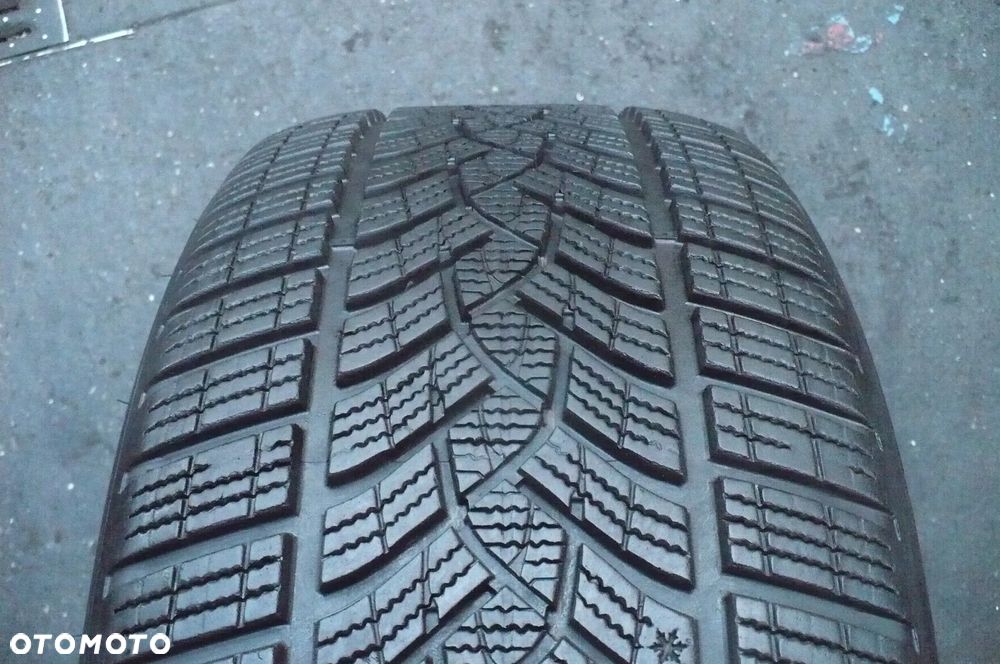 GOODYEAR Ultra Grip Performance+ 245/45R18 6,3mm 2021 - 1